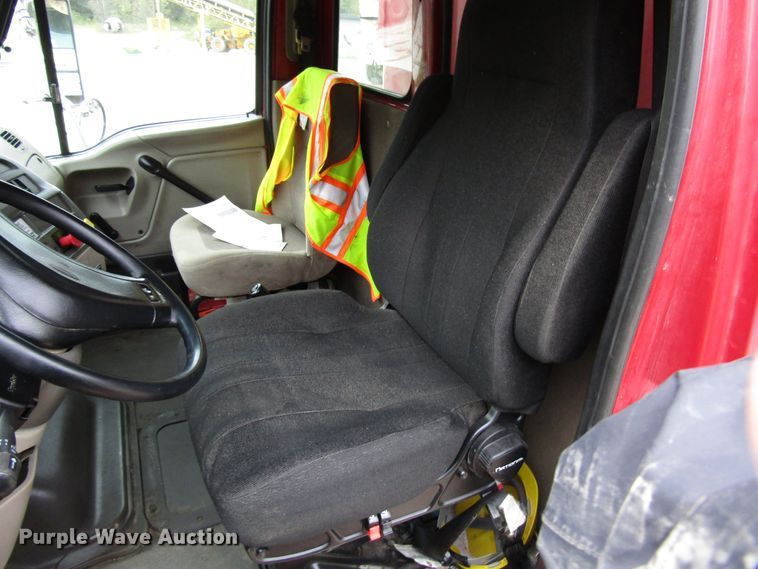 image for item DG8229 2006 Sterling L-Line dump truck