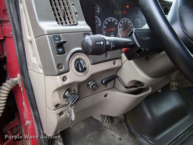 image for item DG8229 2006 Sterling L-Line dump truck