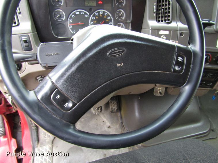 image for item DG8229 2006 Sterling L-Line dump truck