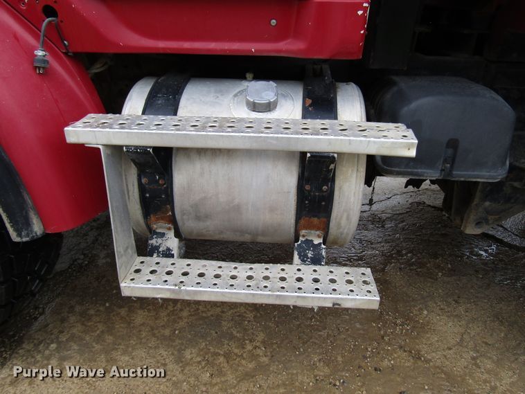 image for item DG8229 2006 Sterling L-Line dump truck