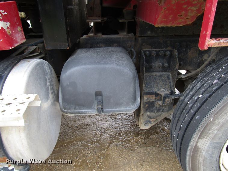 image for item DG8229 2006 Sterling L-Line dump truck