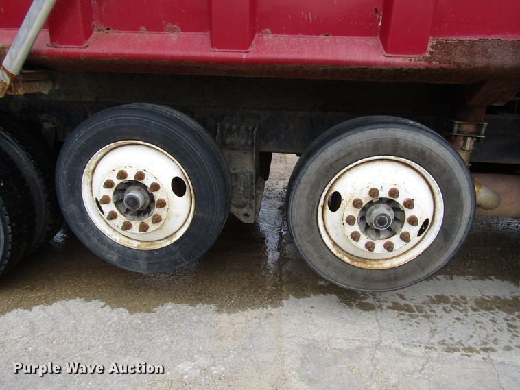 image for item DG8229 2006 Sterling L-Line dump truck