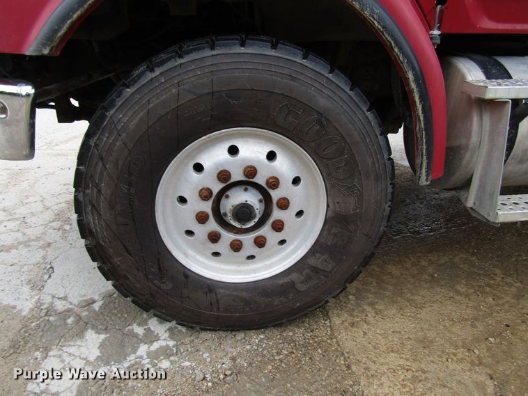 image for item DG8229 2006 Sterling L-Line dump truck