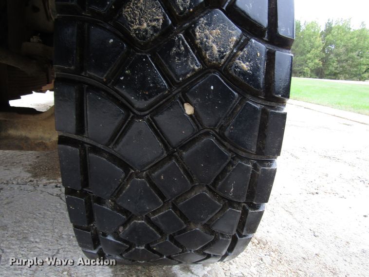 image for item DG8229 2006 Sterling L-Line dump truck