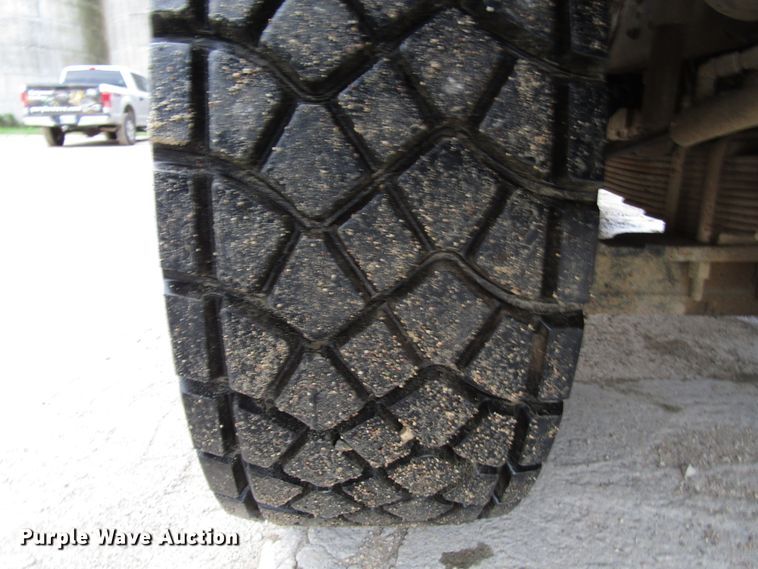 image for item DG8229 2006 Sterling L-Line dump truck