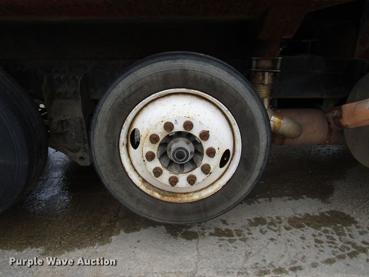 image for item DG8229 2006 Sterling L-Line dump truck