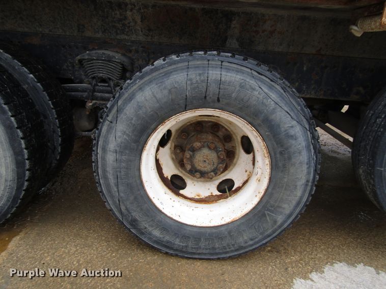 image for item DG8229 2006 Sterling L-Line dump truck