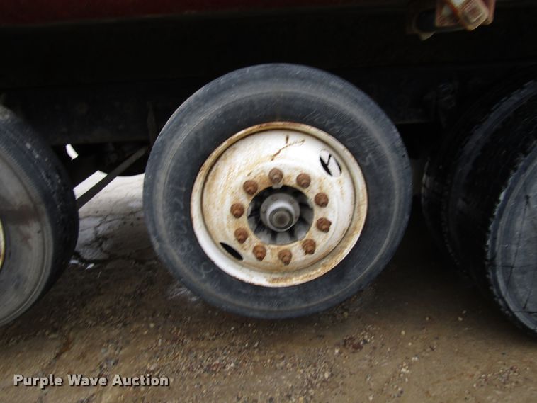 image for item DG8229 2006 Sterling L-Line dump truck