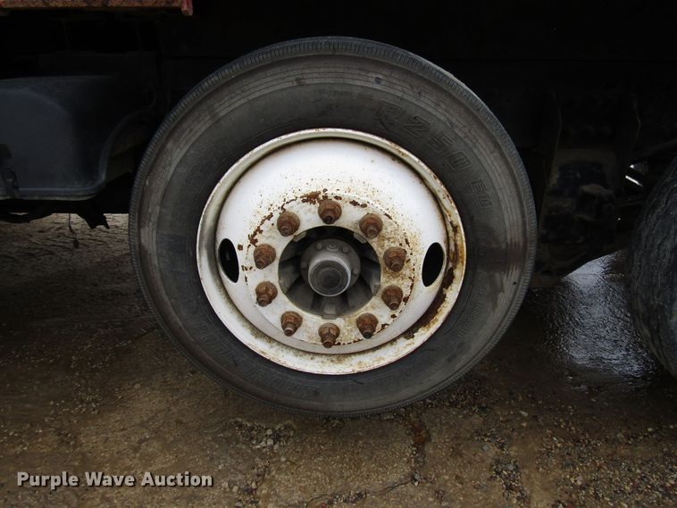 image for item DG8229 2006 Sterling L-Line dump truck