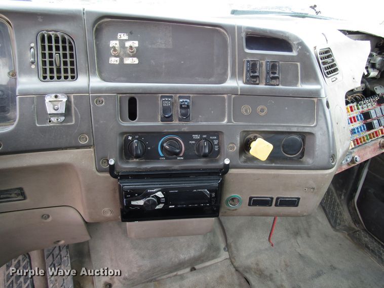 image for item DG8230 2001 Sterling L-Line ready mix truck