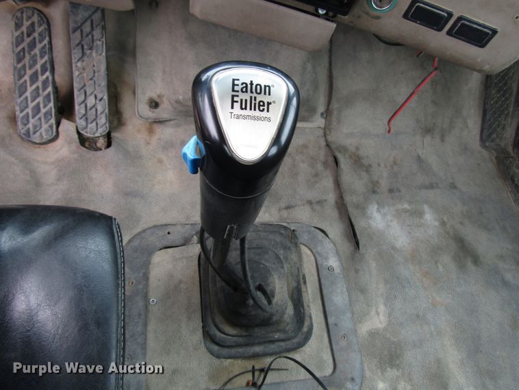 image for item DG8230 2001 Sterling L-Line ready mix truck