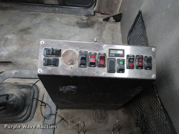 image for item DG8230 2001 Sterling L-Line ready mix truck