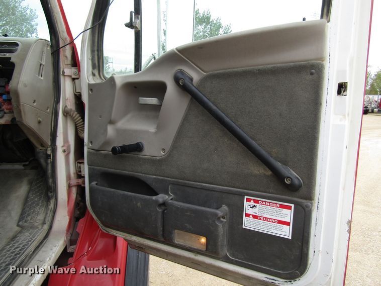 image for item DG8230 2001 Sterling L-Line ready mix truck