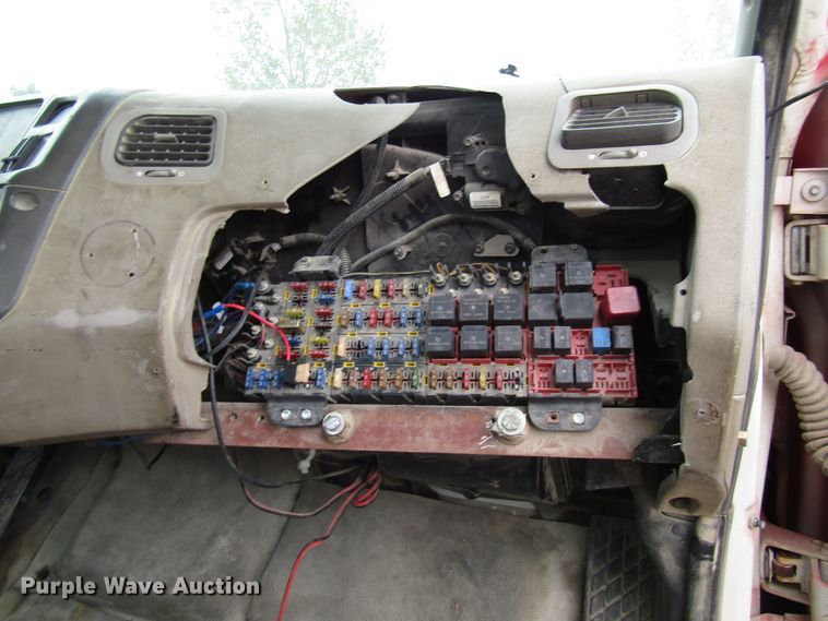 image for item DG8230 2001 Sterling L-Line ready mix truck