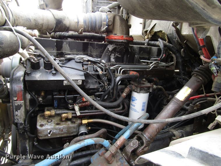 image for item DG8230 2001 Sterling L-Line ready mix truck