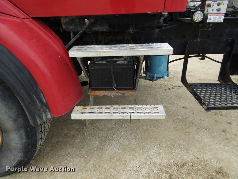 image for item DG8230 2001 Sterling L-Line ready mix truck