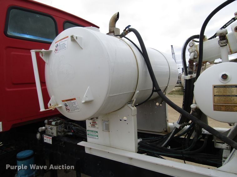 image for item DG8230 2001 Sterling L-Line ready mix truck