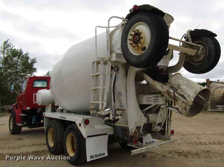 image for item DG8230 2001 Sterling L-Line ready mix truck