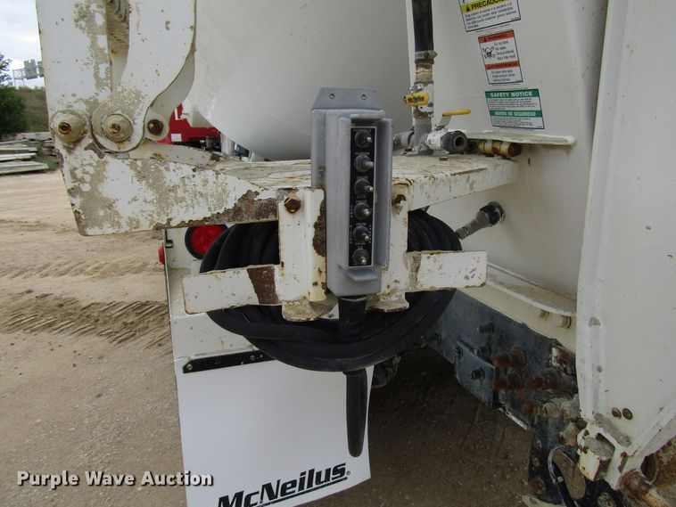 image for item DG8230 2001 Sterling L-Line ready mix truck