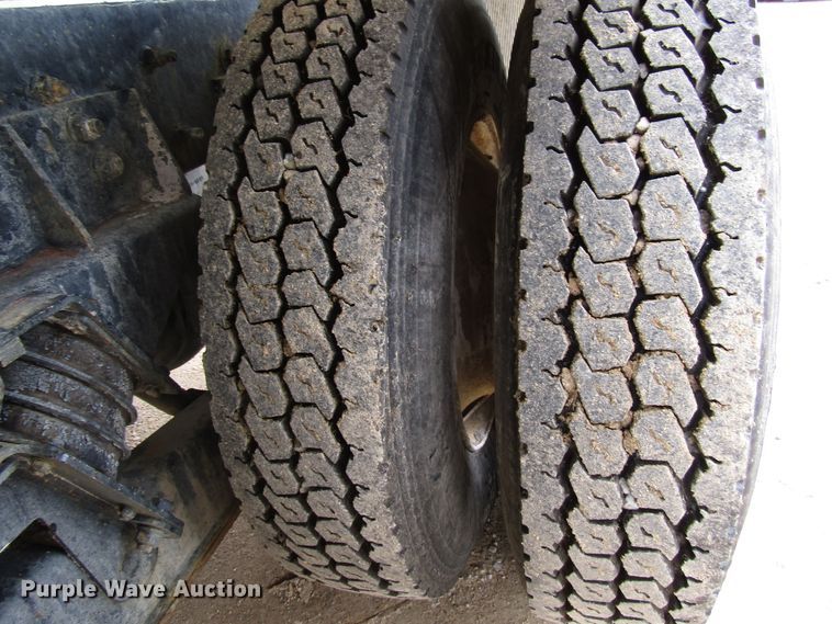 image for item DG8230 2001 Sterling L-Line ready mix truck