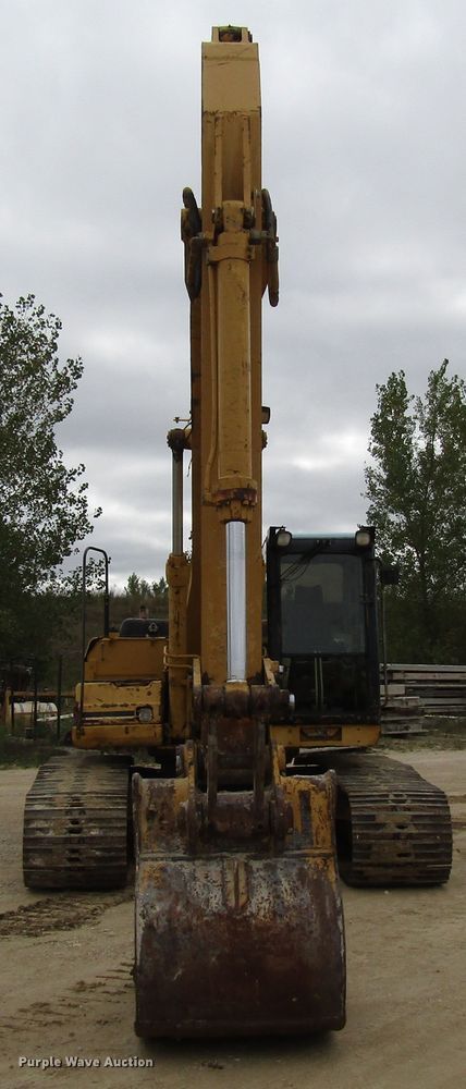 image for item DG8231 1997 Caterpillar 322B L excavator