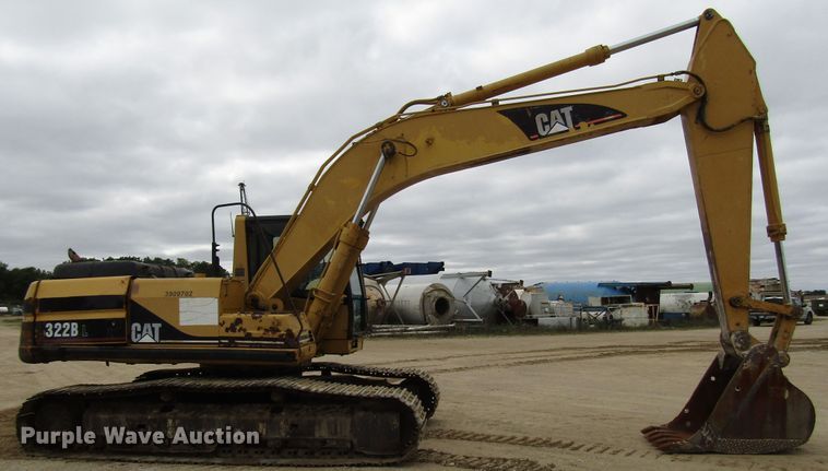 image for item DG8231 1997 Caterpillar 322B L excavator