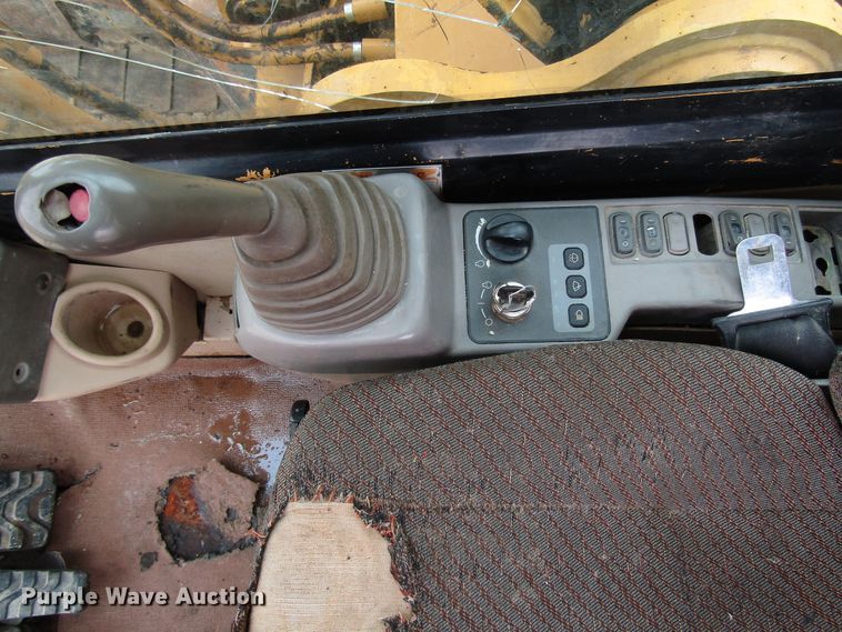 image for item DG8231 1997 Caterpillar 322B L excavator