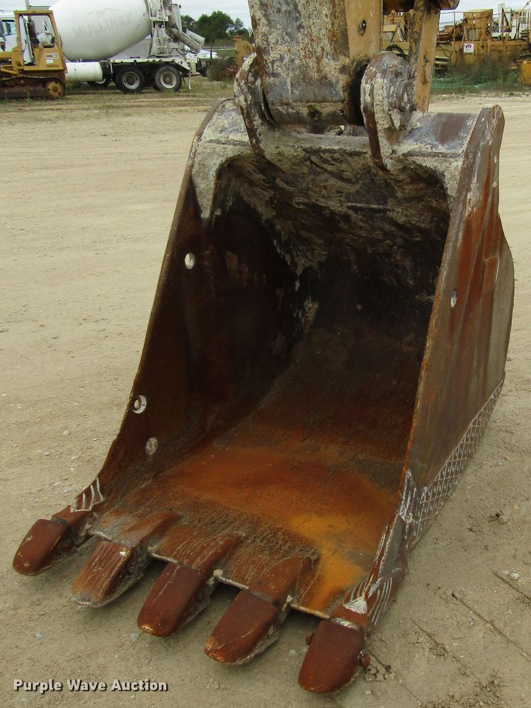 image for item DG8231 1997 Caterpillar 322B L excavator