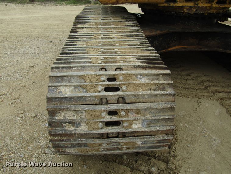 image for item DG8231 1997 Caterpillar 322B L excavator