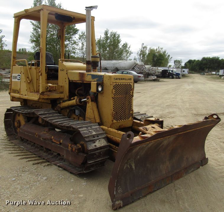image for item DG8232 1984 Caterpillar D3B dozer