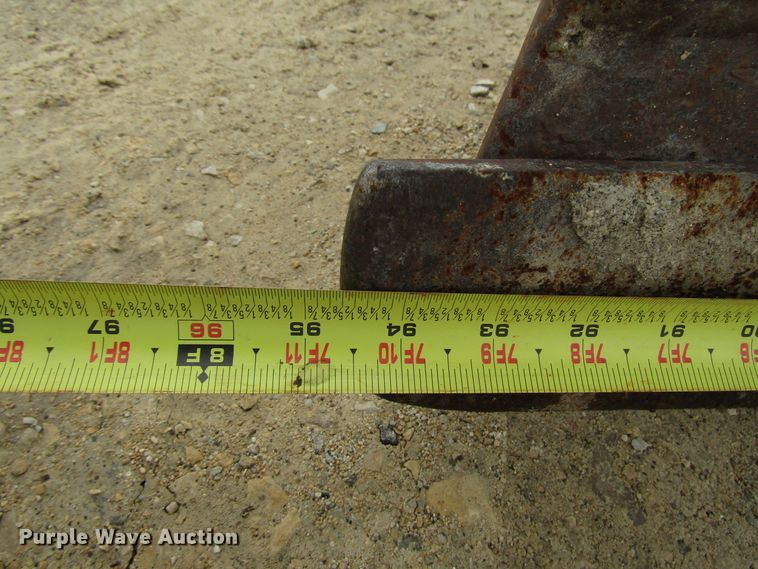 image for item DG8232 1984 Caterpillar D3B dozer