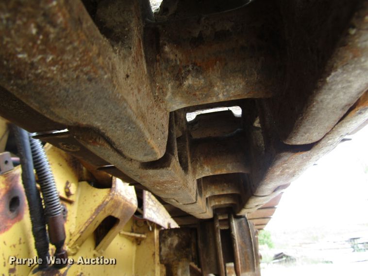 image for item DG8232 1984 Caterpillar D3B dozer