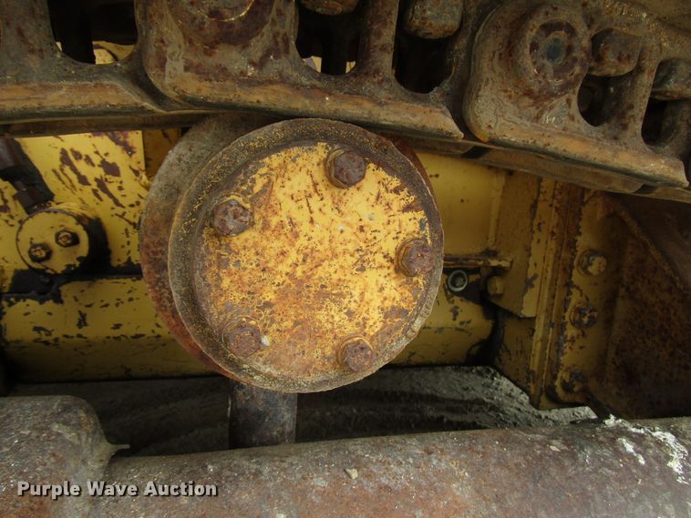 image for item DG8232 1984 Caterpillar D3B dozer