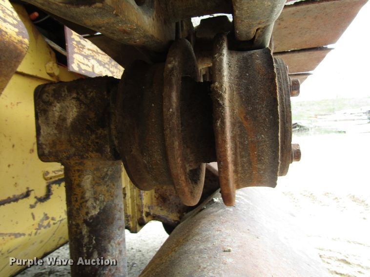 image for item DG8232 1984 Caterpillar D3B dozer