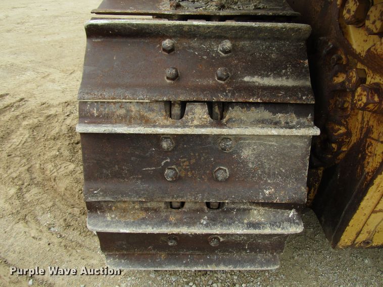 image for item DG8232 1984 Caterpillar D3B dozer