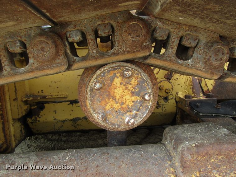 image for item DG8232 1984 Caterpillar D3B dozer