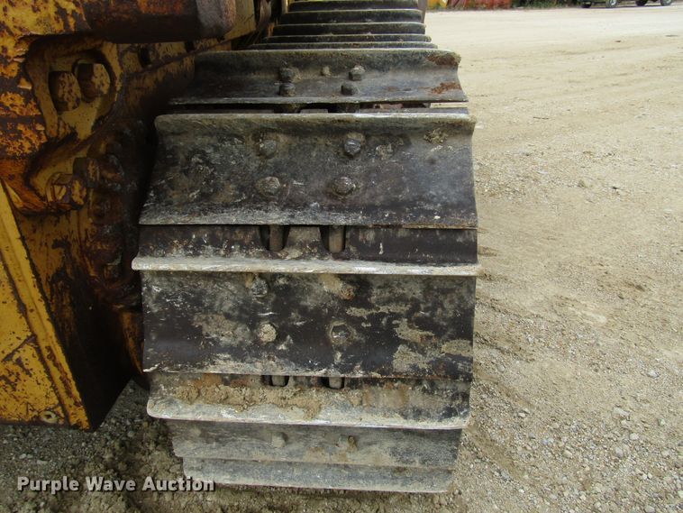 image for item DG8232 1984 Caterpillar D3B dozer