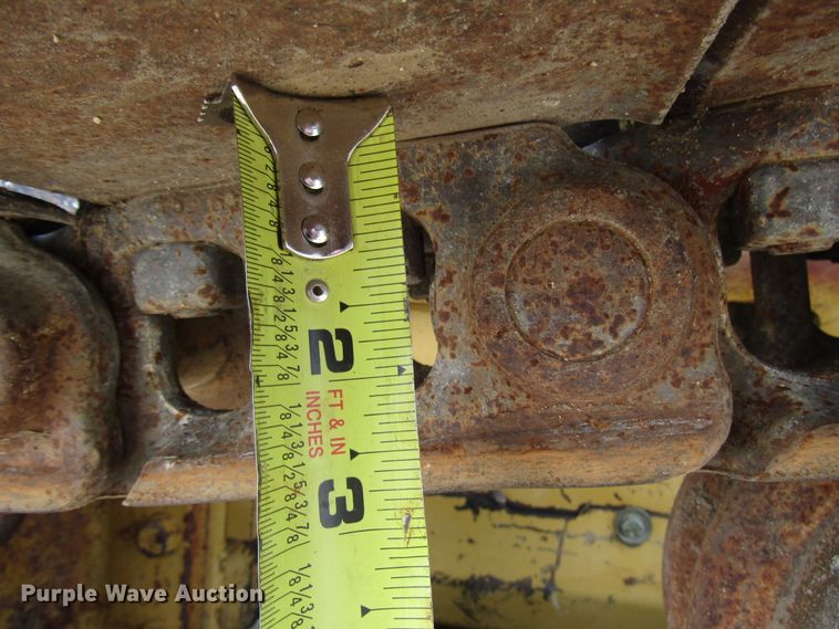 image for item DG8232 1984 Caterpillar D3B dozer