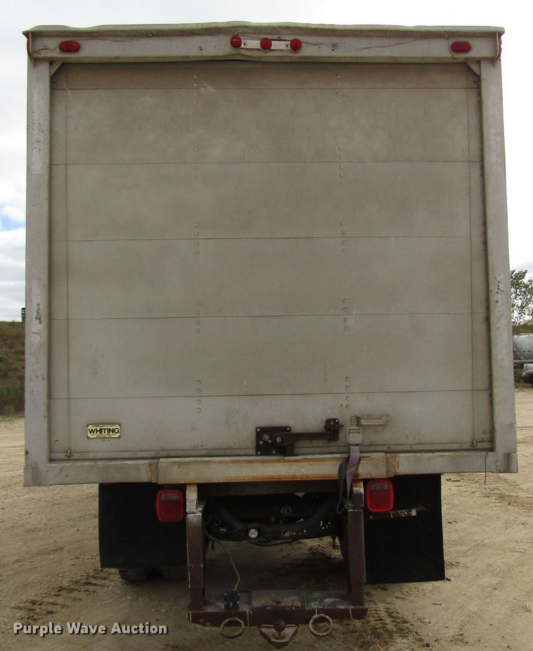 image for item DG8237 1993 International 4900 box truck
