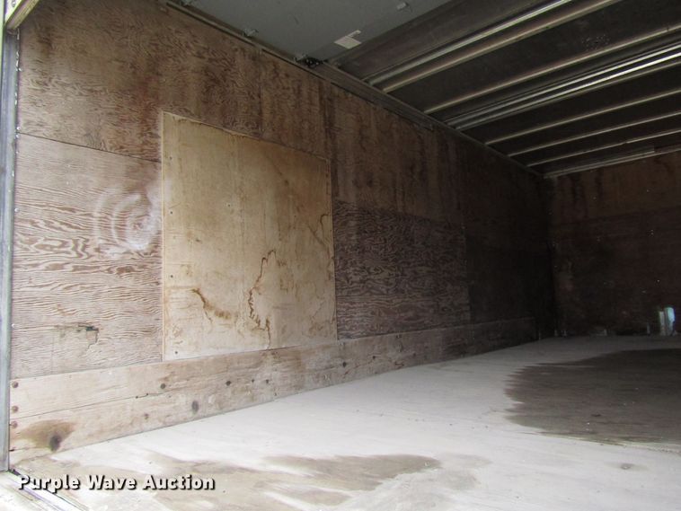 image for item DG8237 1993 International 4900 box truck