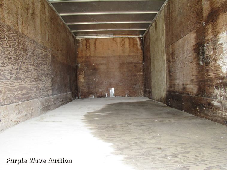 image for item DG8237 1993 International 4900 box truck