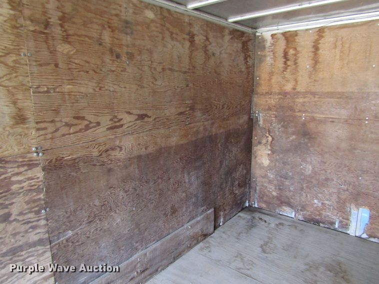 image for item DG8237 1993 International 4900 box truck