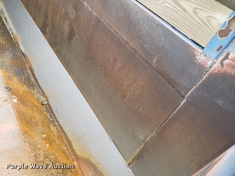 image for item DG8754 2001 Kenworth T800 dump truck