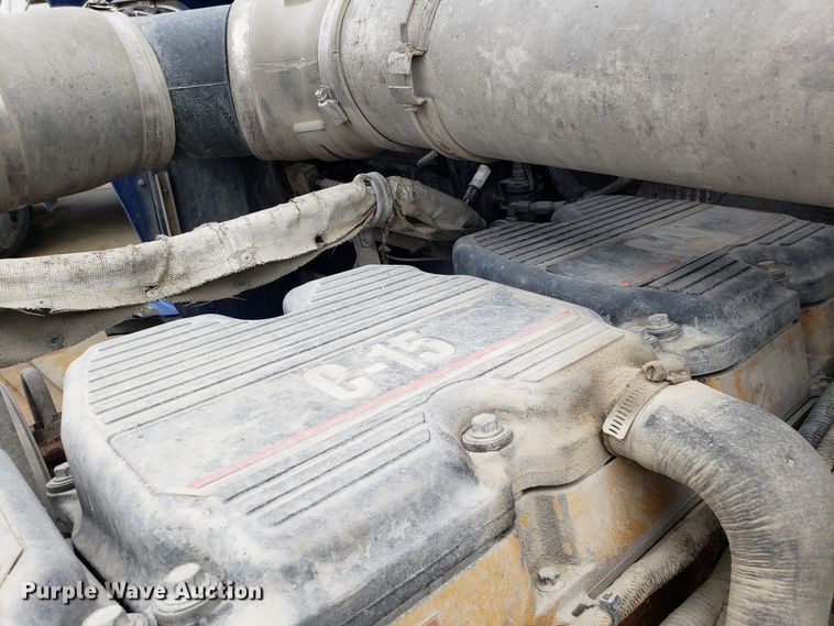 image for item DG8754 2001 Kenworth T800 dump truck