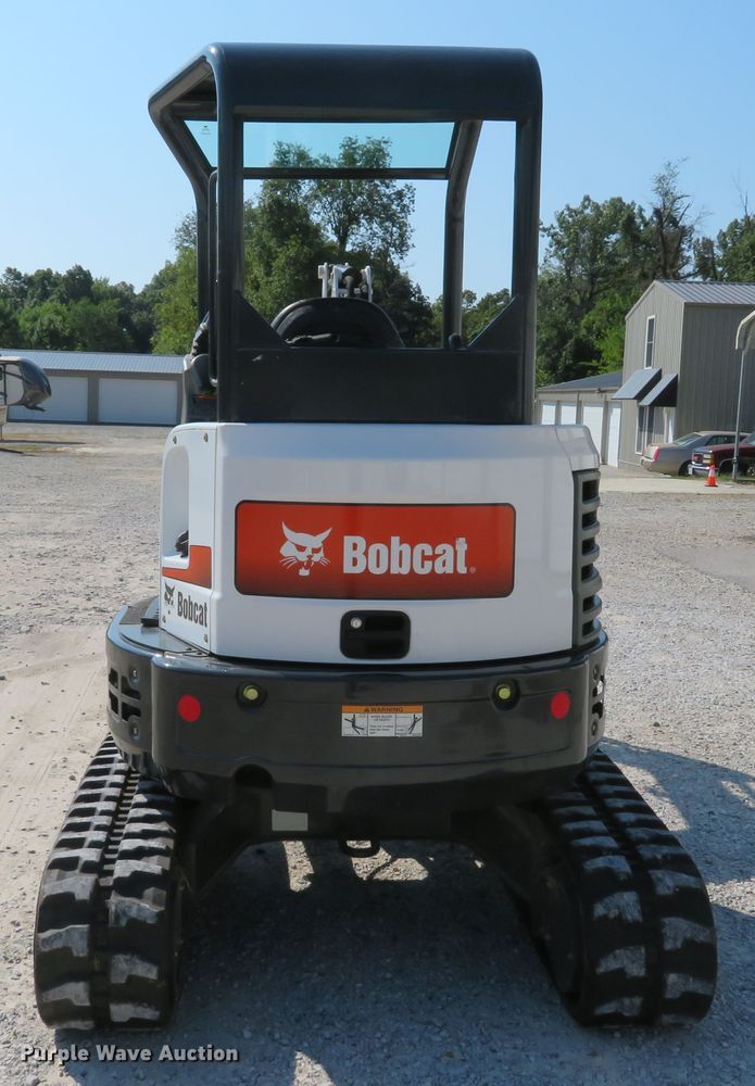 image for item DH1578 2016 Bobcat E26 mini excavator