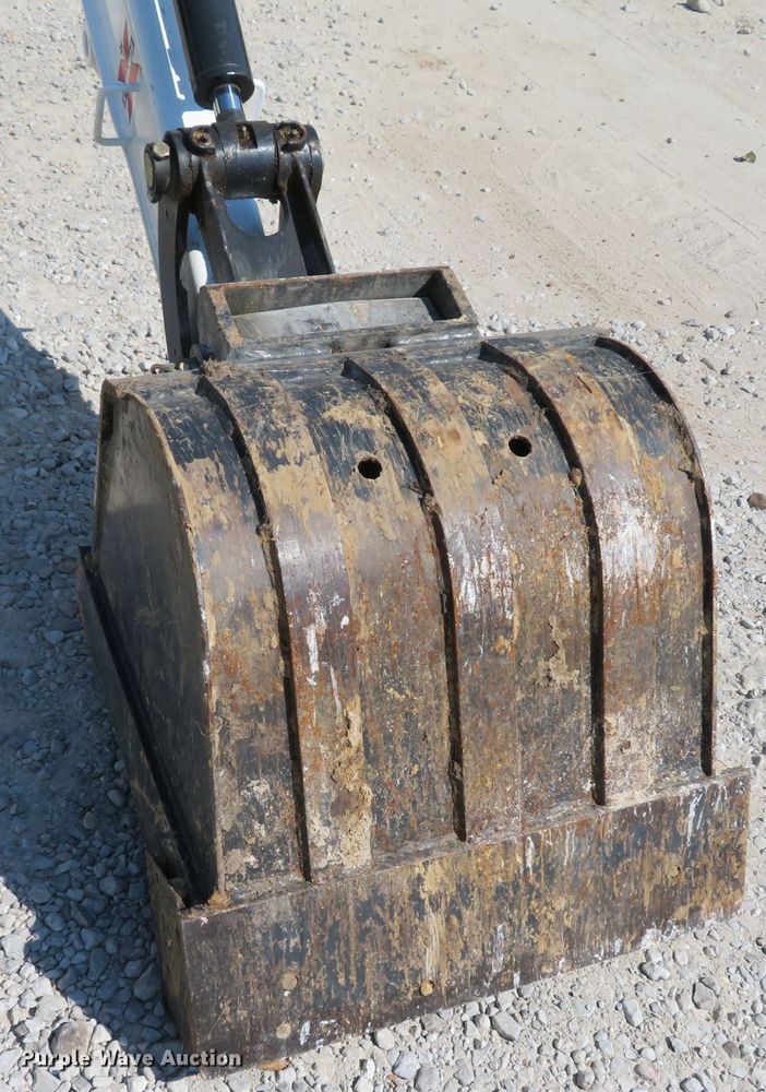 image for item DH1578 2016 Bobcat E26 mini excavator