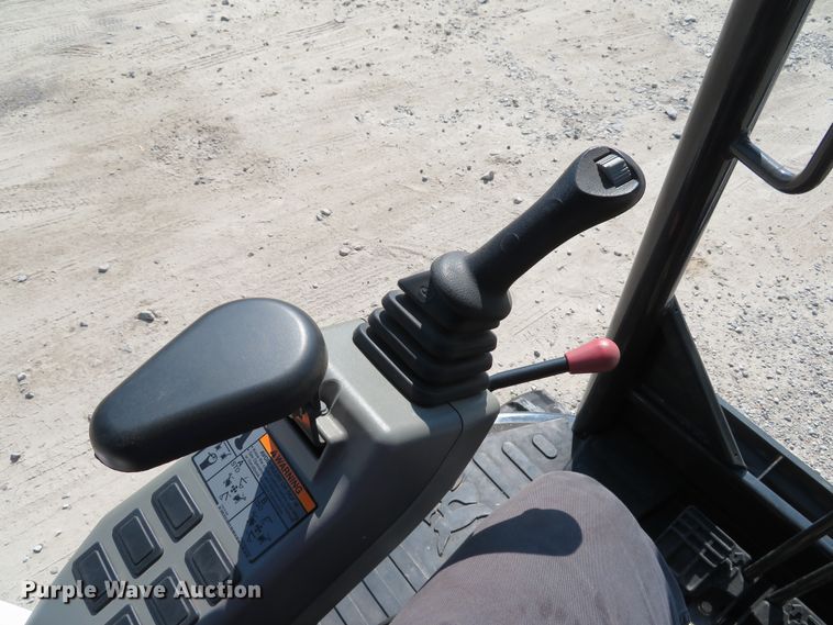 image for item DH1578 2016 Bobcat E26 mini excavator