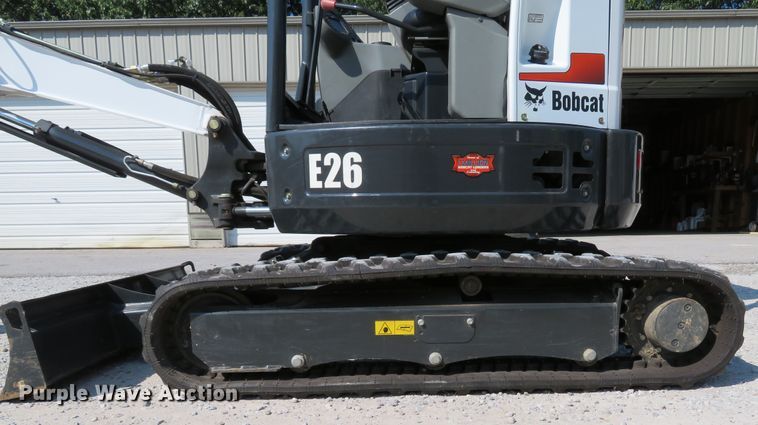 image for item DH1578 2016 Bobcat E26 mini excavator