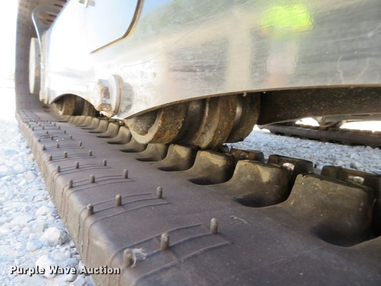 image for item DH1578 2016 Bobcat E26 mini excavator