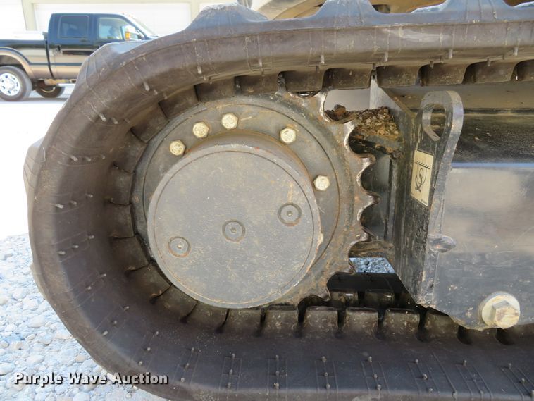 image for item DH1578 2016 Bobcat E26 mini excavator